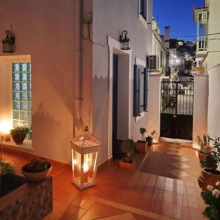 Philoxenia Guest House Skopelos Town Exterior photo